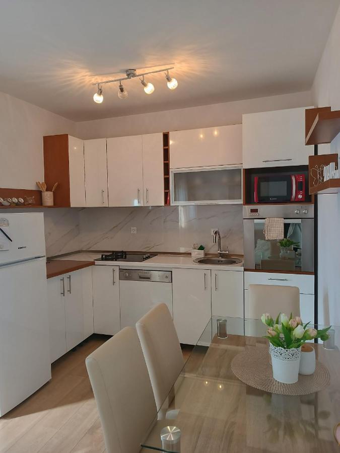 Apartman Anamaria 克利斯 外观 照片